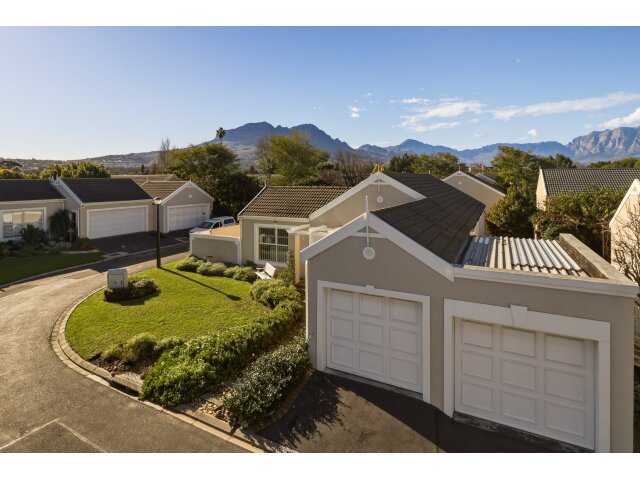 <!--[if BLOCK]><![endif]--> 104  Oak Bridge Village, Bizweni, Somerset West <!--[if ENDBLOCK]><![endif]-->